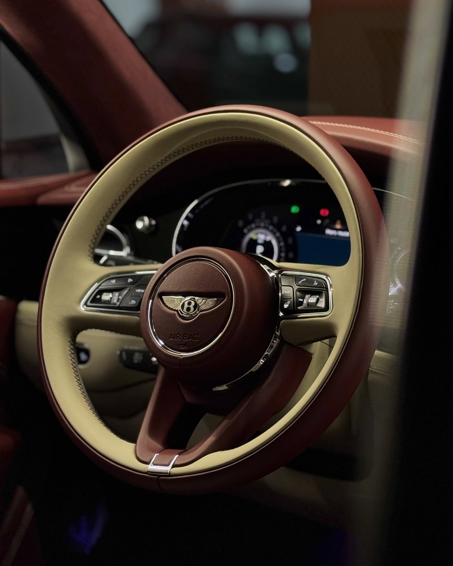 Bentley Bentayga Azure Edition